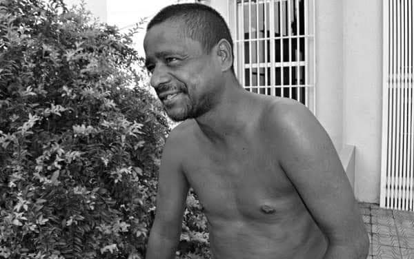 Gladson Cameli lamenta morte de Nego Bau